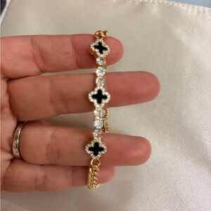 Elegant Gold and Black Women's Bracelet